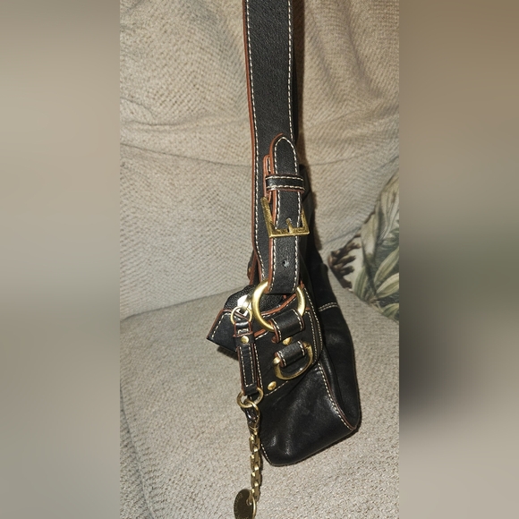 Beautiful Black Leather Etienne Aigner Shoulder Bag Brass Hardware Stunning - Picture 2 of 10